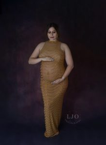 LJO Photography -maternity-Hanging-1169 logo