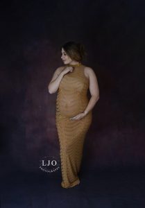 LJO Photography -maternity-Hanging-1173 logo
