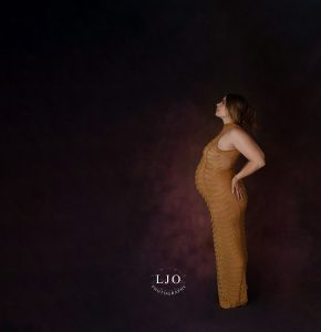 LJO Photography -maternity-Hanging-1183 logo