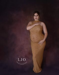 LJO Photography -maternity-Hanging-1195 logo