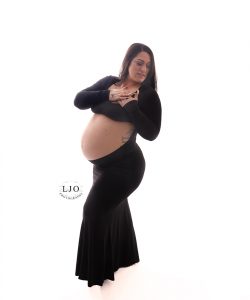 LJO Photography-maternity-3302 logo